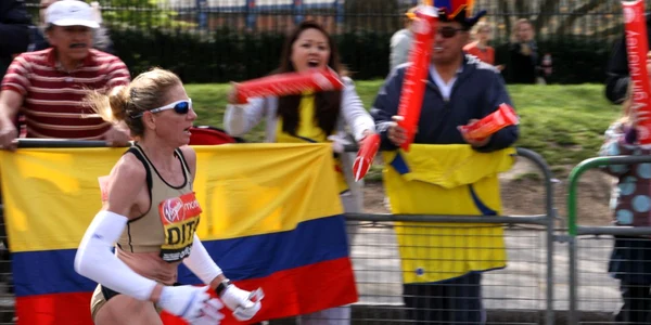 Constantina Diţă * Foto: Cătălin Burlacu (Londra)