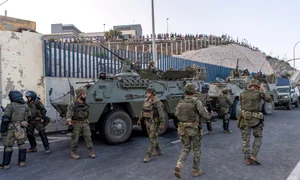 Soldați ai armatei spaniole sunt mobilizați în enclava spaniolă Ceuta FOTO Profimedia