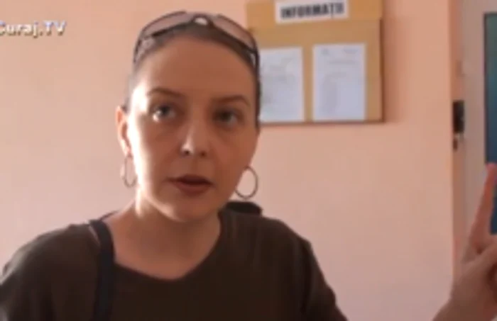 Evelina Negara susţine că i s-a cerut să ia acasă piciorul amputat al mamei sale FOTO Captură video curaj.tv