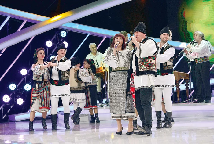 Cătălin Moroşanu şi mama lui, Angelica, vor cânta împreună, la “Next Star”, pentru un băieţel bolnav