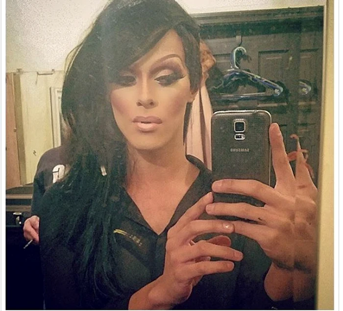 Unul dintre cei mai frumoși travestiți din lume