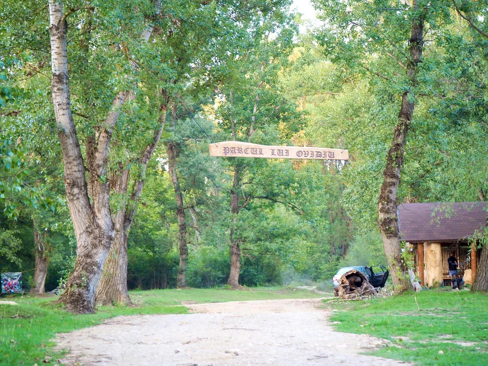 „Parcul lui Ovidiu“ se află pe malul râului Gilort Foto: Facebook/Fotografa_incognito