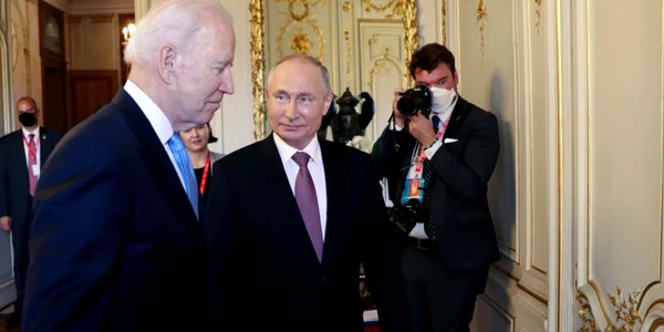 Joe Biden şi Vladimir Putin la Geneva FOTO EPA-EFE