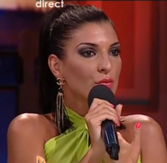 Bruneta speră că recompensa o va ajuta să intre din nou în posesia câinelui