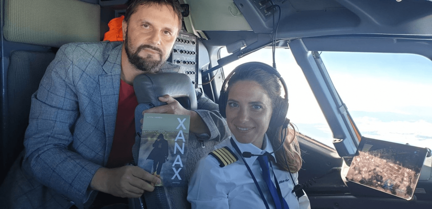 stretch fence Mince Lansare la înălţime. Romanul „Xanax" de Liviu Iancu a fost lansat în avion VIDEO | adevarul.ro stretch fence Mince Lansare la înălţime. Romanul „Xanax" de Liviu Iancu a fost lansat în avion VIDEO | adevarul.ro