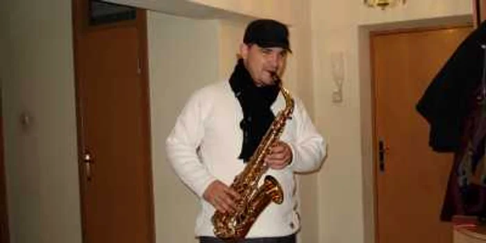 A fost foarte ataşt de primul saxofon