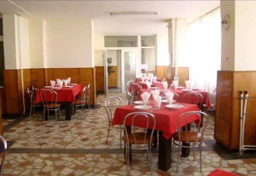 Cantina Campusului şcolar al Liceului tehnologic de turism Călimăneşti - Vâlcea Foto Liceul de Turism Călimăneşti