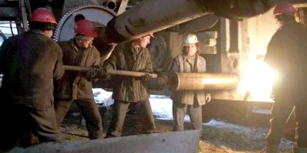Scumpirea gazelor îi lasă pe lucrătorii din industrie fără locuri de muncă.