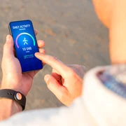 Numar de pasi aplicație telefon Foto shutterstock 1969873111 jpg