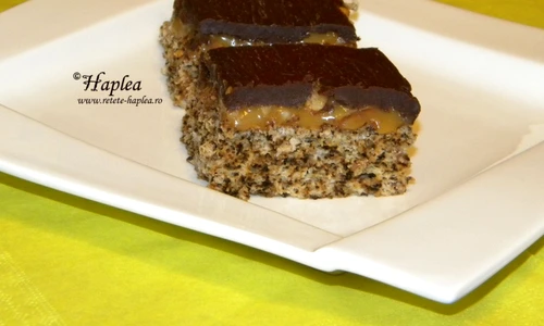prajitura caramel cu nuca poza 8 jpeg