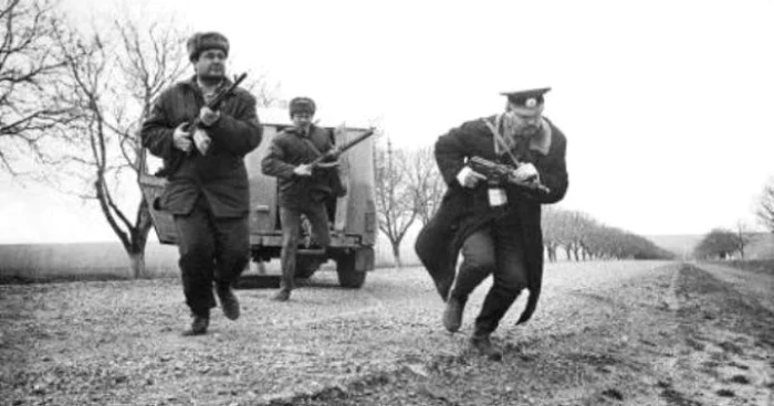 Republica Moldova a intrat în război total nepregătită. Luptătorii purtau căciuli şi pufoiaice. FOTO Tudor Iovu