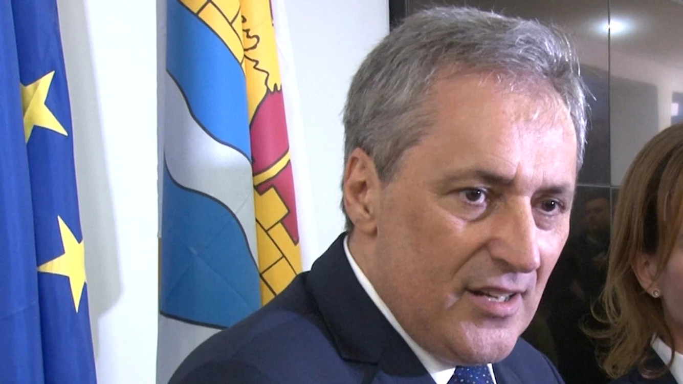 
    Ministrul de Interne, Marcel Velafoto: News.ro  