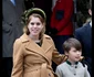 Prințesa Beatrice cu fiul său vitreg, de Crăciun