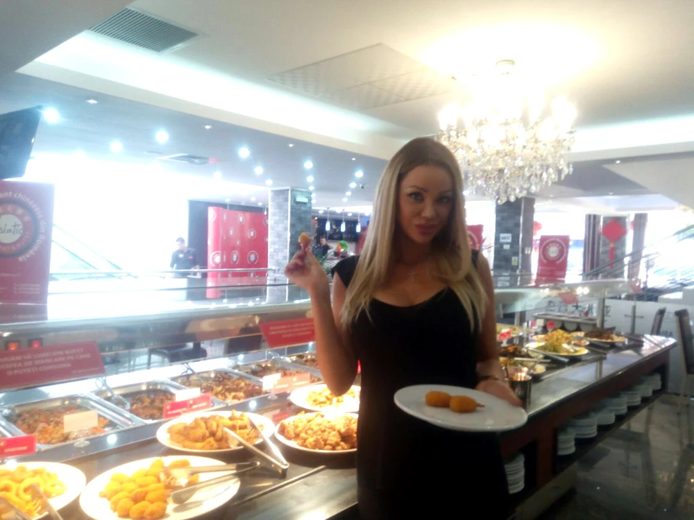 
    Bianca Drăgușanu  