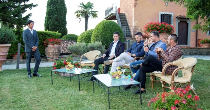 Cei şase concurenţi rămaşi în cursă se luptă pentru inima Danielei Crudu