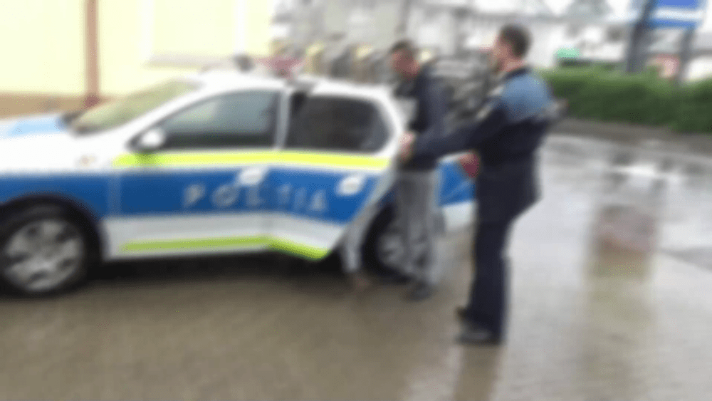 Dependent de păcănele, agresorul unei bătrâne. A forțat-o să-i dea toți banii din casă VIDEO 