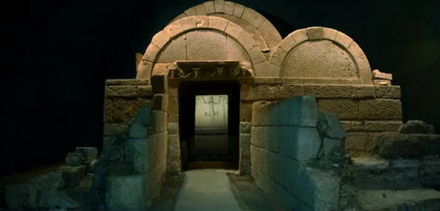 Valea Regilor Traci din Bulgaria - mormântul de la Sveştari Sursa whc.unesco.org