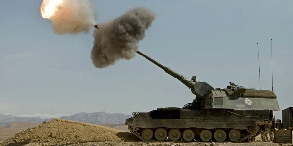  Sistem de artilerie Panzerhaubitze 2000 FOTO WIKIPEDIA 