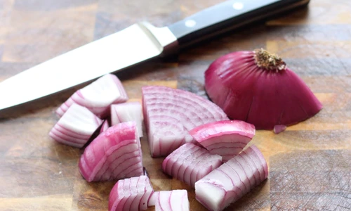 Cutting Red Onions for Dip 2 jpeg