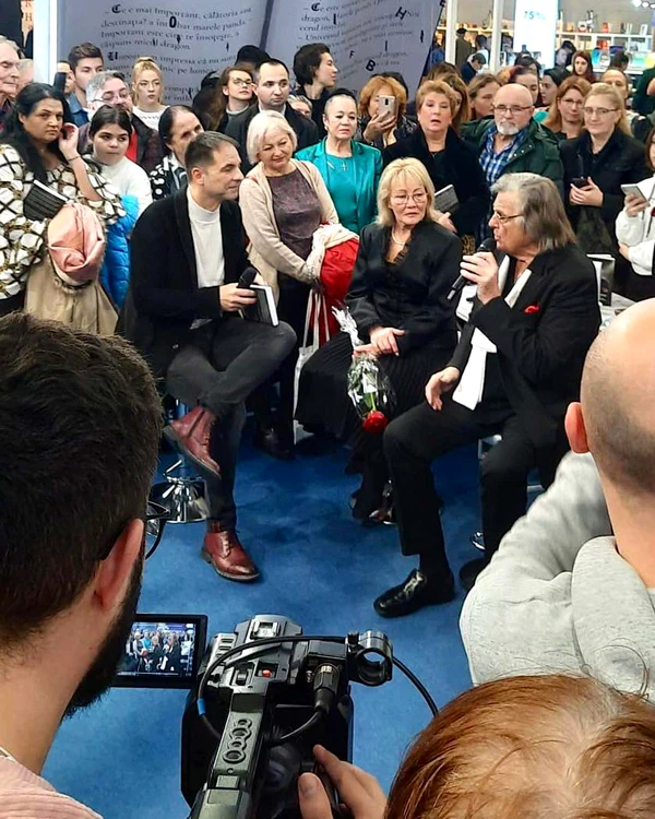 foto 1 Florin Piersic lansare carte cu sotia jpg