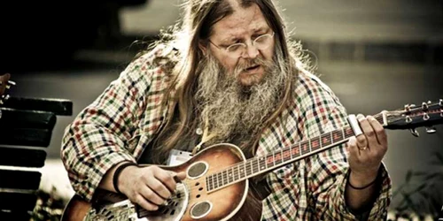 Vali "Sir Blues" Răcilă va cânta la Blues pentru Timişoara