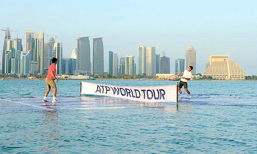 2011 Nadal şi Federer au jucat pe apă jpeg