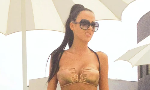 daniela cru jpeg