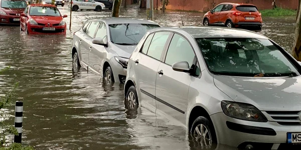 ploaie inundatii bucuresti 1 jpeg
