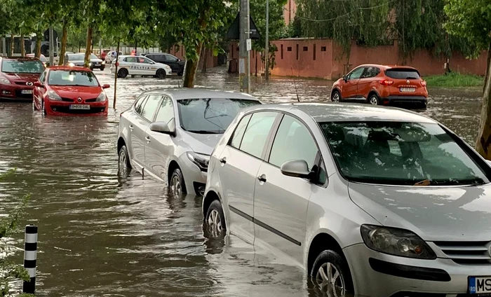 Inundații în București FOTO: Facebook