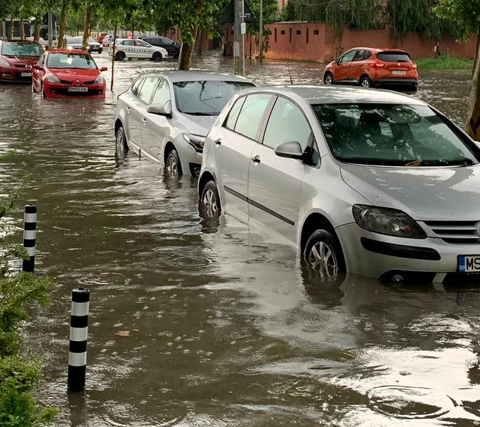 Bucureştiul, sub cod de furtună. FOTO: arhivă