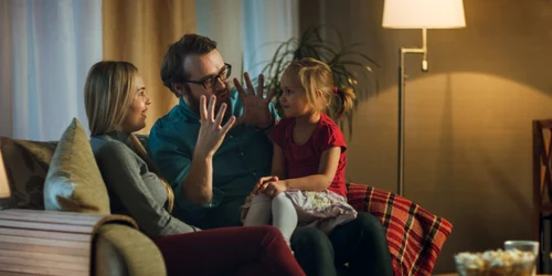 copil parinti shutter jpeg