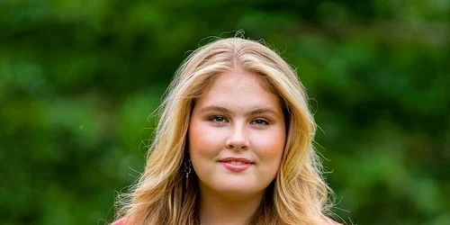 6 printesa amalia de orania a tarilor de jos fiica reginei maxima a olandei 2 jpg jpeg