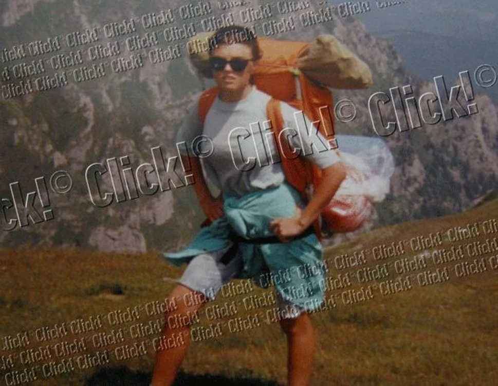 O fotografie cu Paula Seling escaladând munţii, nu calea către faima internaţională.