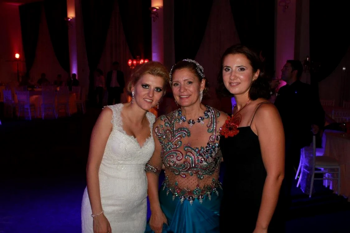 După nunta fiului său, naşterea nepoţelei sale reprezintă cea mai mare bucurie a artistei  FOTO: Matilda Pascal Cojocăriţa Facebook