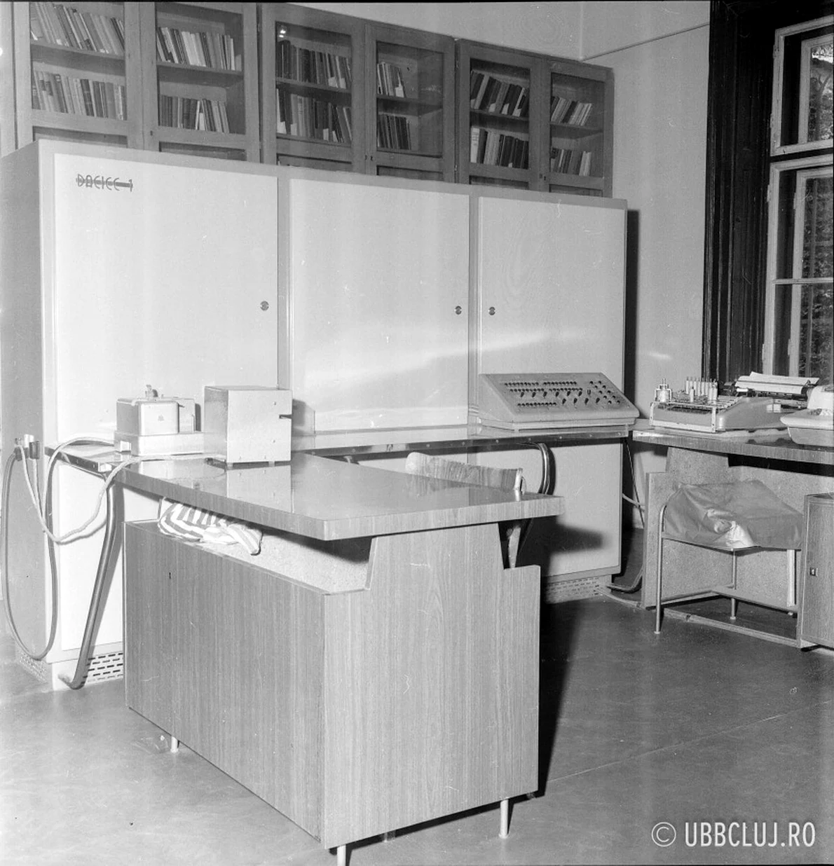 DACICC-1 - Primul calculator electronic de fabricație românească (© Muzeul de Istorie a Universității Babeș-Bolyai)