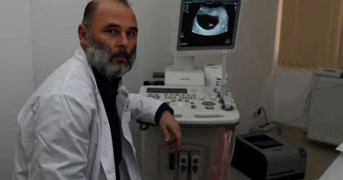 Medicul Viorel Cristurean, primul în topul „Adevărul“ Constanţa