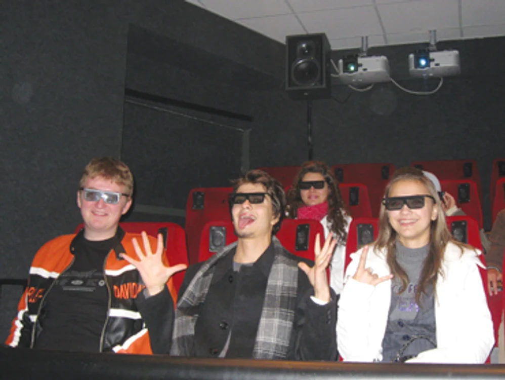 Neamţ: Cinematograful 7D, magnet pentru iubitorii de senzaţii tari