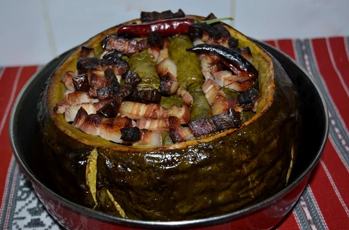 Sărmăluţe cu praz în dovleac