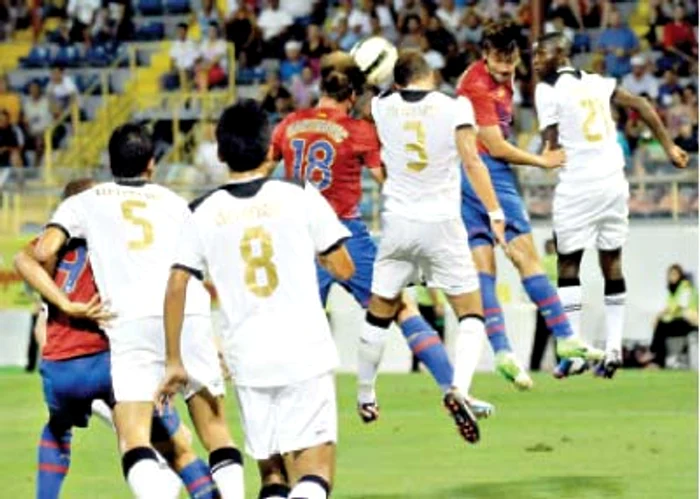 
    Apărarea Astrei  a cedat pe finalul  meciului  