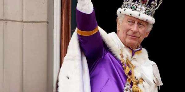 Regele Charles al III lea jpg