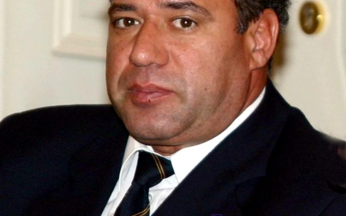 
    Adrian  Iovan  