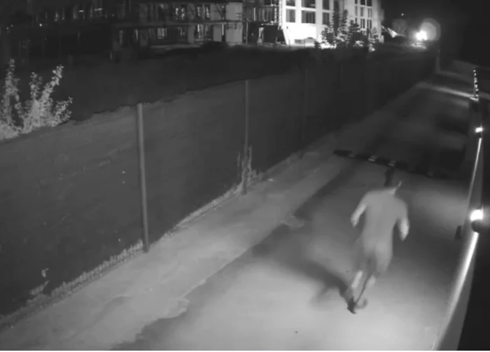 Bărbații au fost identificați și reținuți FOTO Captură video