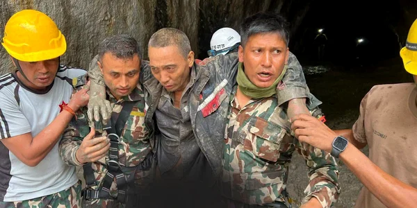 al treilea supravietuitor tunel nepal 01 Facebook BhutanX via Victor Paudel jpg