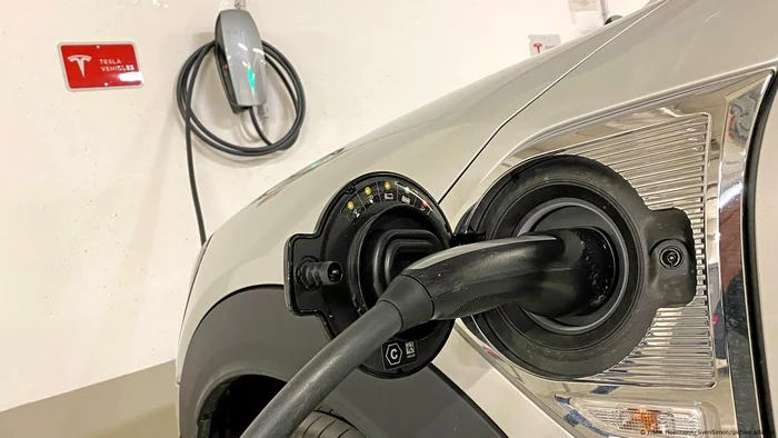 Litiul este indispensabil industriei automobilelor electrice