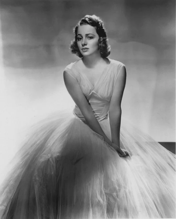 
     Olivia de Havilland   
