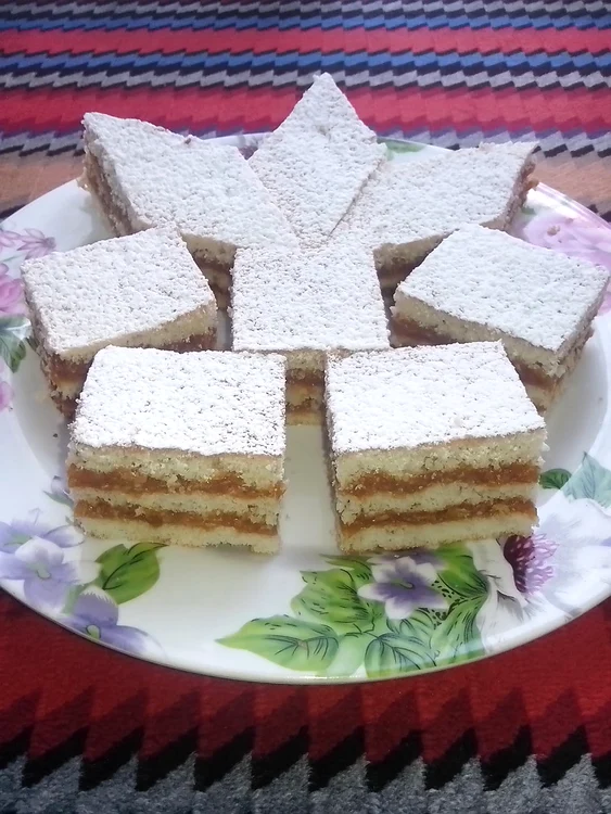 
    Prăjitură de post  