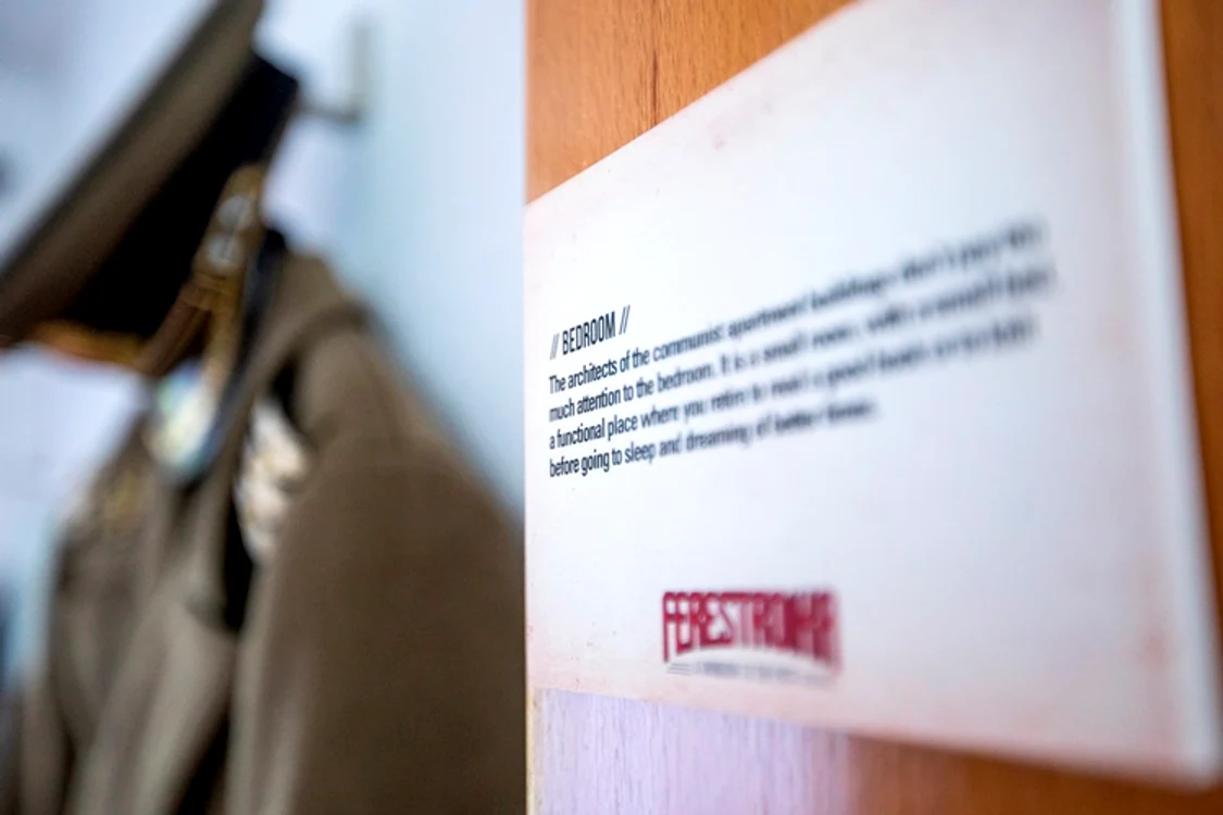 Ferestroika 2 Cristina Hutu jpg jpeg