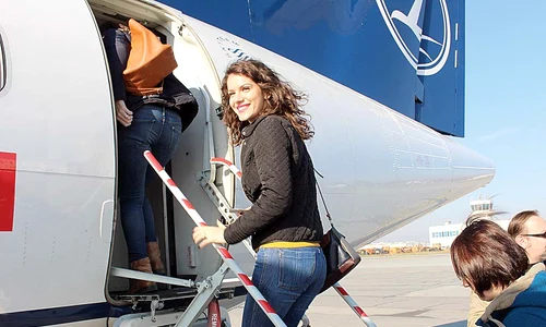 5 act 4 zbor avion jpeg