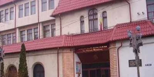 Târgovişte: “Istoria vizuală a lumii” la Biblioteca Judeţeană