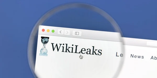 wikileaks foto shutterstock